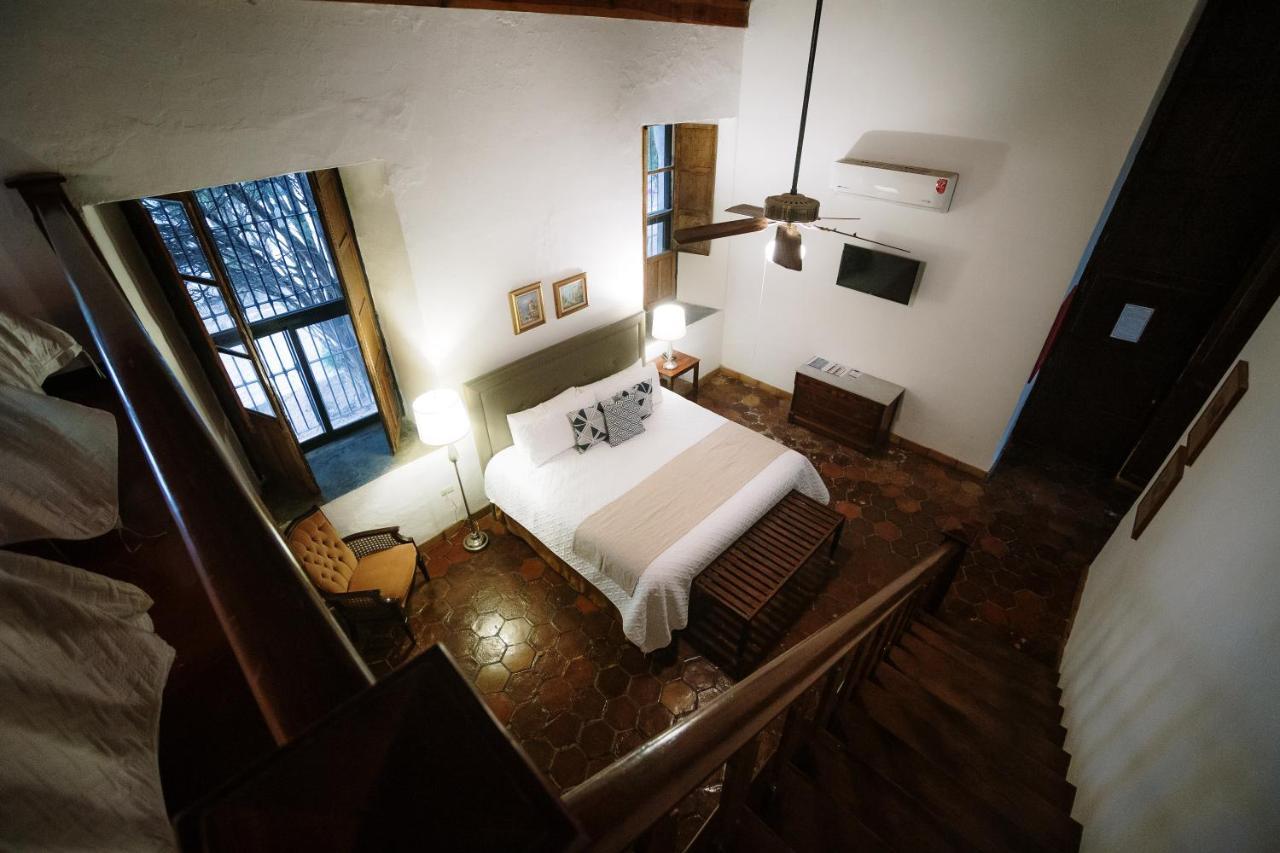 Hotel El Farol Паррас-де-ла-Фуэнте Экстерьер фото
