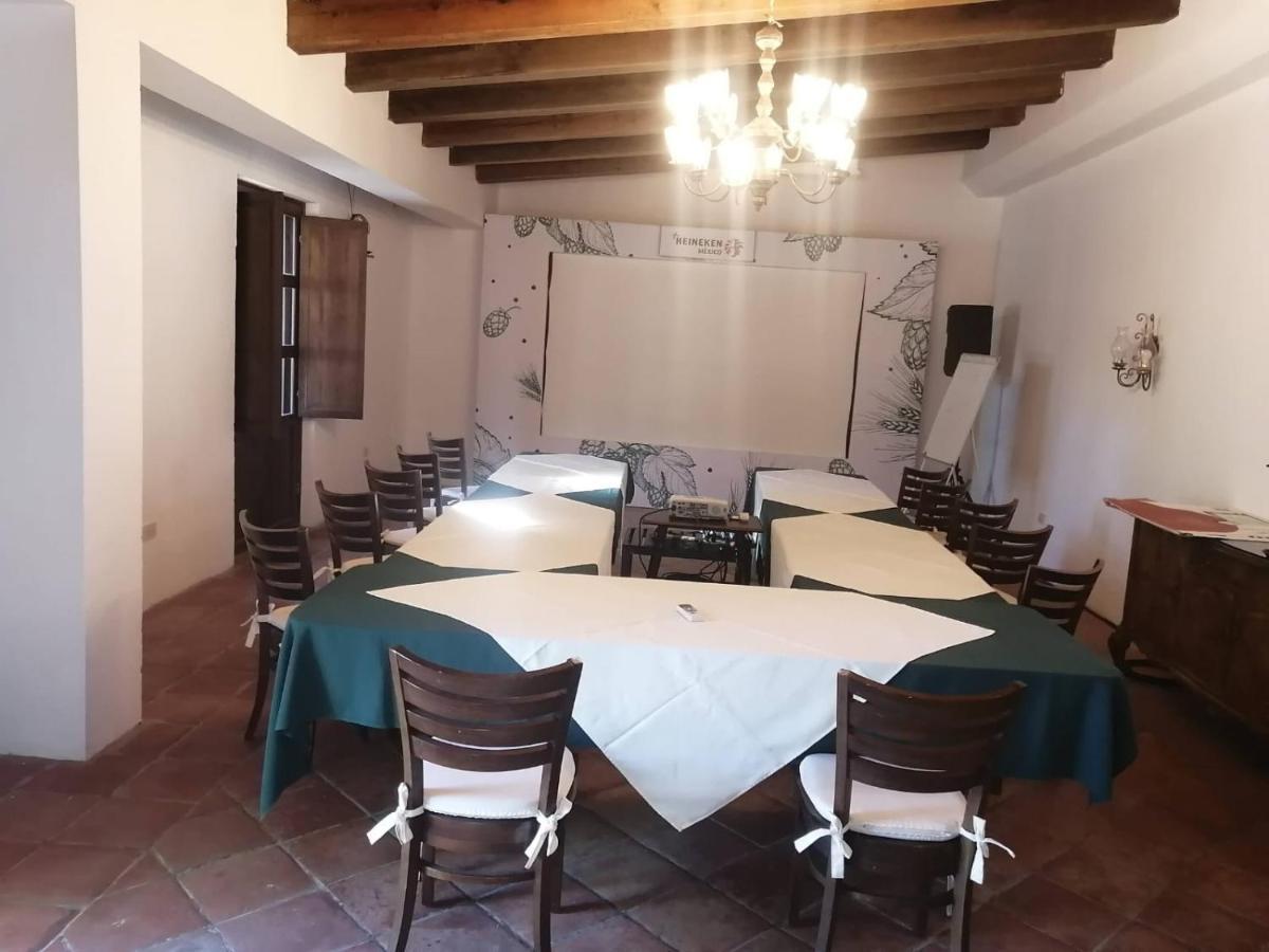 Hotel El Farol Паррас-де-ла-Фуэнте Экстерьер фото