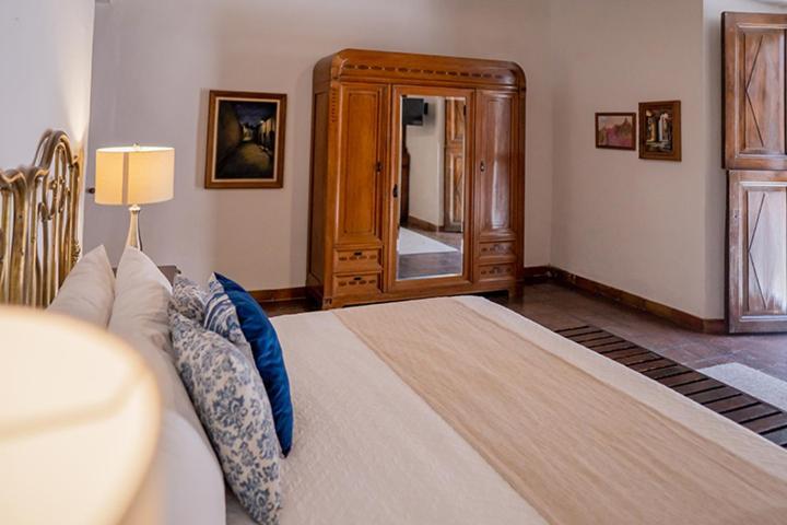 Hotel El Farol Паррас-де-ла-Фуэнте Экстерьер фото