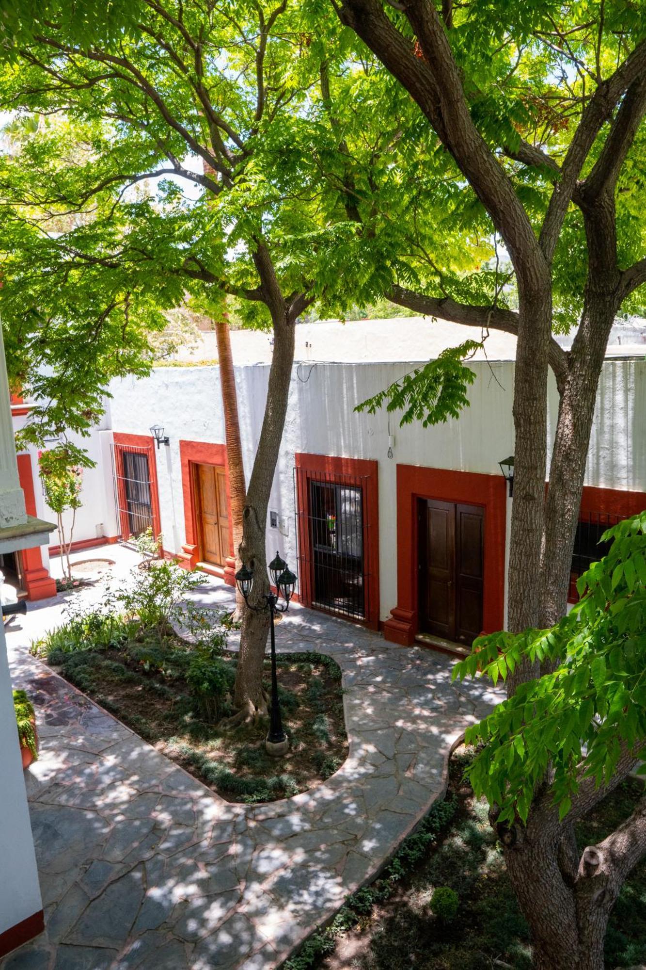 Hotel El Farol Паррас-де-ла-Фуэнте Экстерьер фото